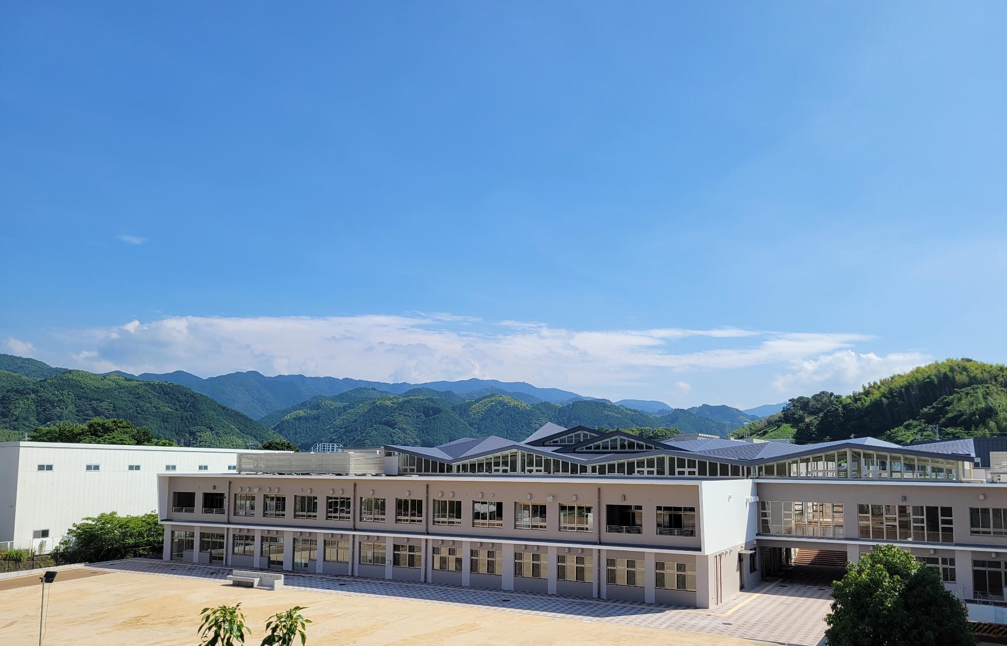 槇尾学園