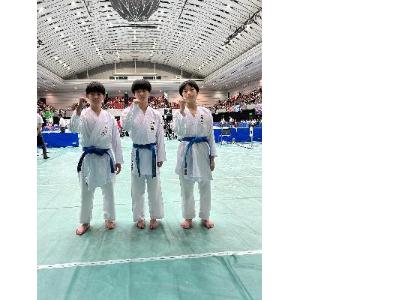 左から甲斐さん有馬さん林田さん