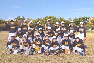 和泉中央ブレーブスの集合写真