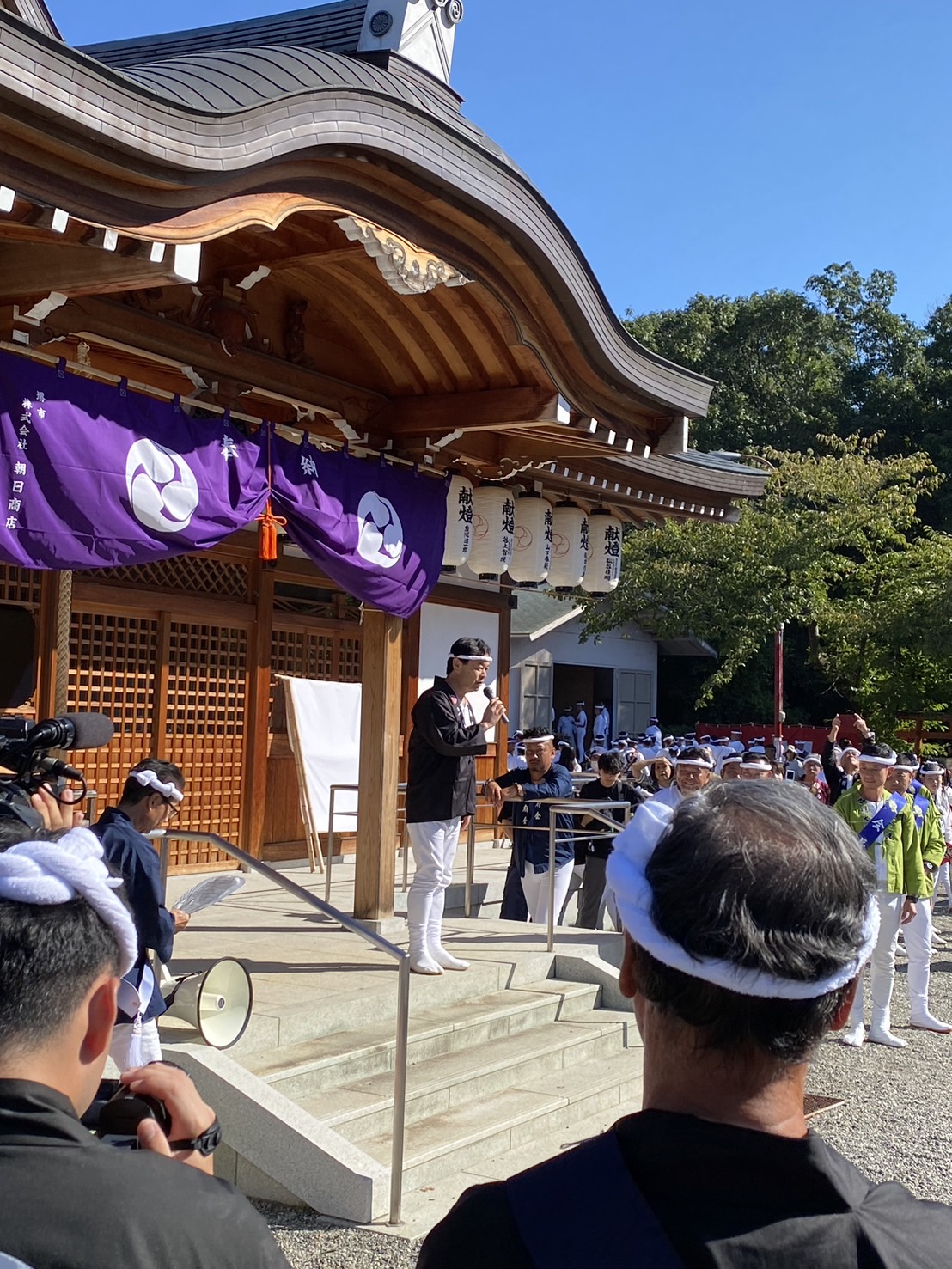 秋祭りでの挨拶の様子