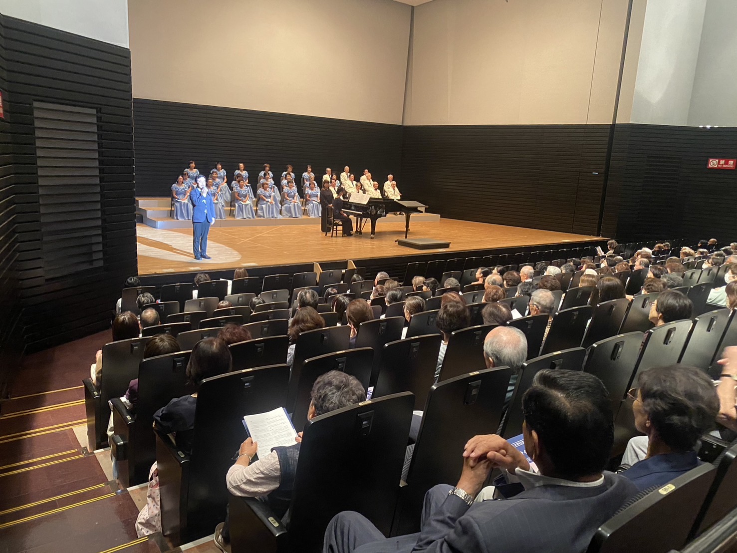 和泉メサイア合唱団創立30周年記念第8回演奏会の様子