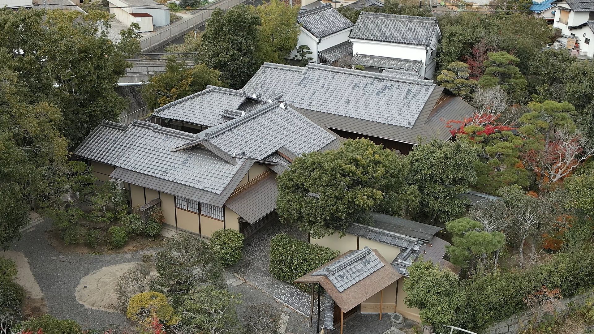 改修工事後の茶室の全景