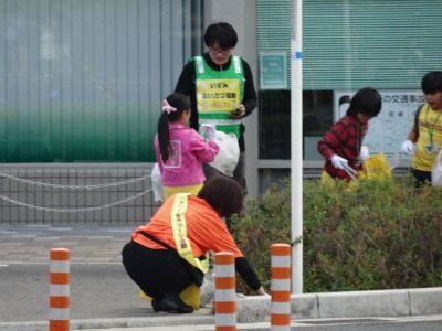 イオン和泉府中店活動様子