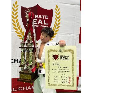 金田こうえいさん