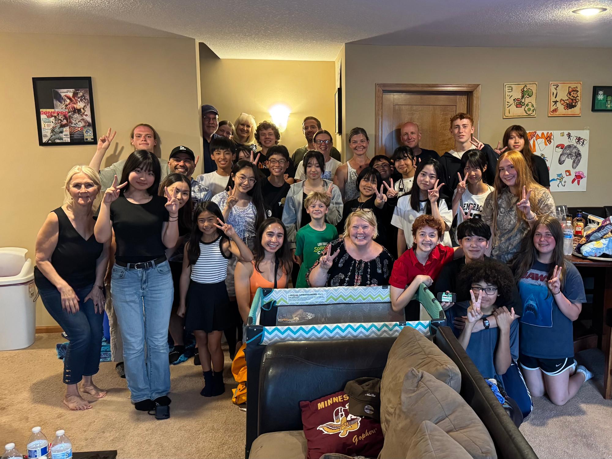 ブルーミントン市姉妹都市委員会やホストファミリーの方々との交流会