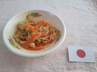和泉市学校給食レシピとして紹介している切り干し大根の煮物の完成見本の写真