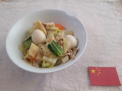 和泉市学校給食レシピとして紹介している中華人民共和国の八宝菜・中華丼の完成見本の写真