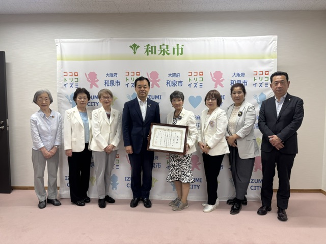 寄贈式の様子
