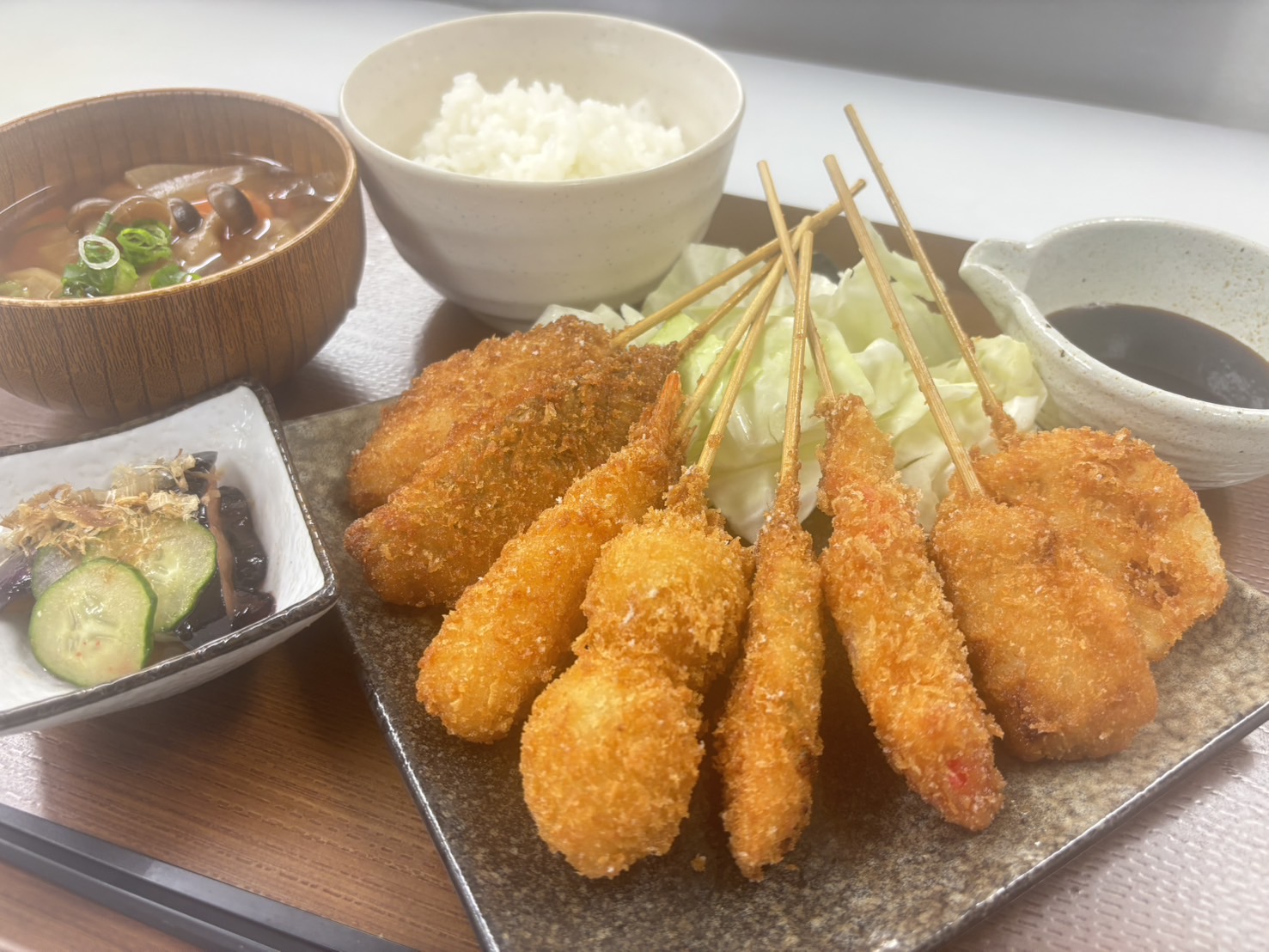 串カツ定食